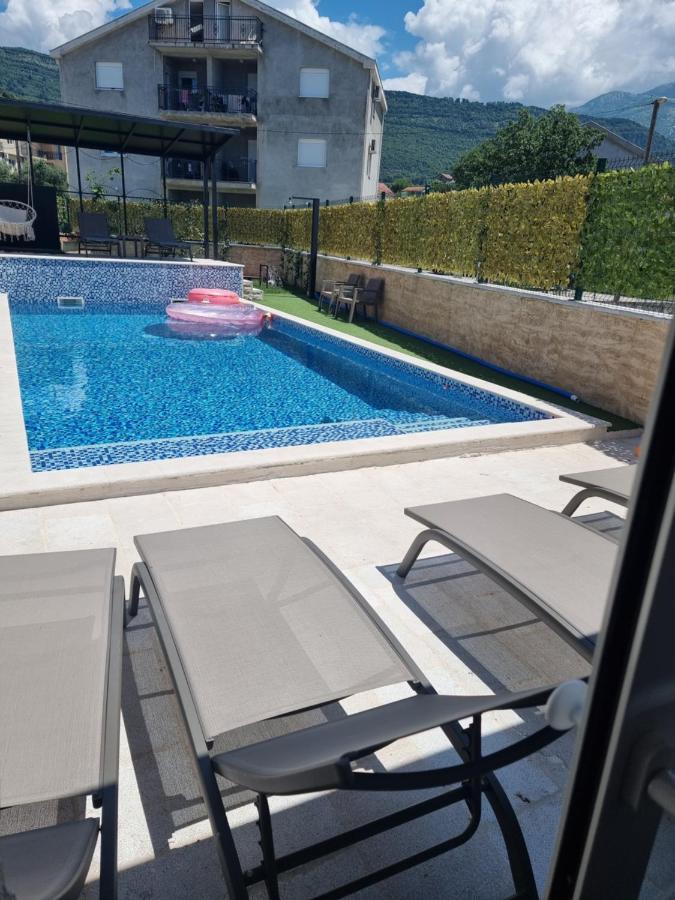 Villa With Pool & Garden Apartment 1 Ognjen Tivat Extérieur photo